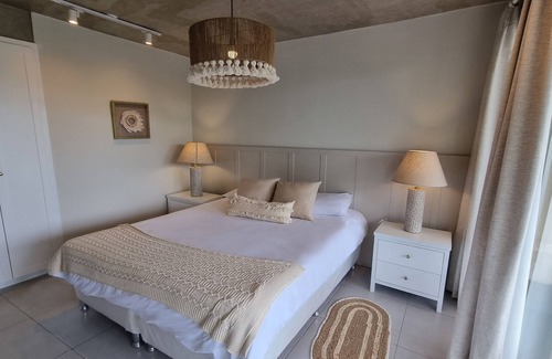 San Bernardino Apartment | Lasuiza Suites
