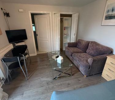 Little Hallingbury House | Latchmead