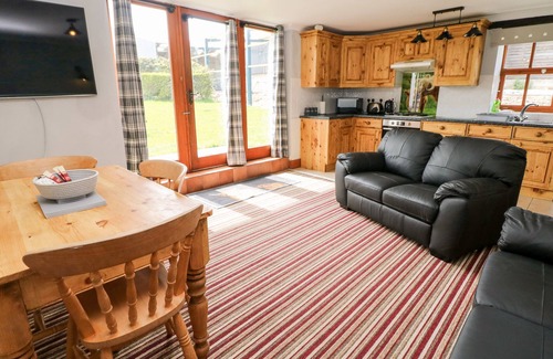 Over Haddon Cottage | LATHKILL BARN, pet friendly, character holiday cottage in Bakewell
