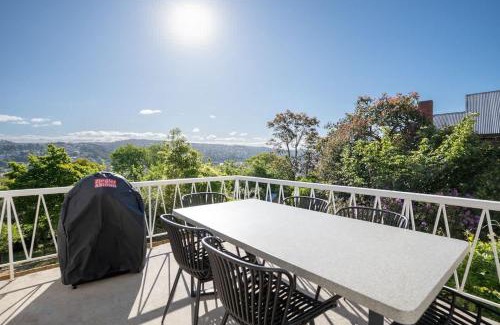 Launceston CBD House | Launceston Cottage Charming 3 bedroom home