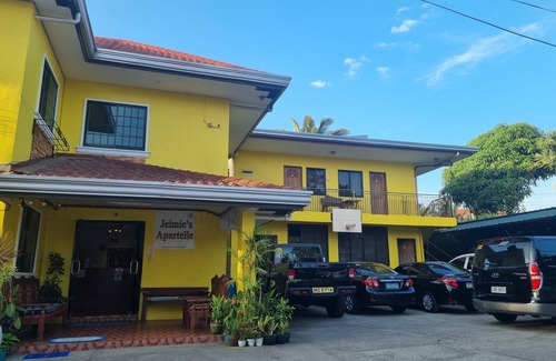 Silang Junction North Apartment | Laurien's Apartelle