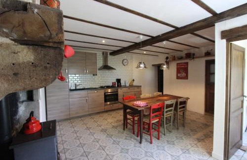 Espinasse House | Lava Lodge