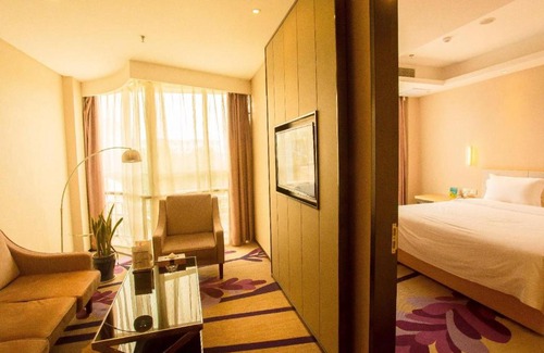 Donggang District Hotel | Lavande Hotel Rizhao Haiqu East Road RT-Mart Store