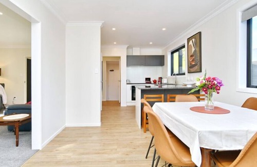 Burnside House | Lavandula 4 Bedroom-4 Bedroom holiday home in Burnside