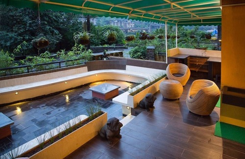 Lavasa Apartment | Lavasa's luxurious deck apartment
