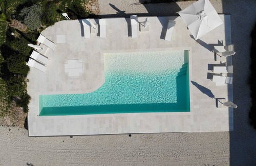 Monsano Apartment | Lavender apartment in villa with swimming pool on the ground floor with private garden