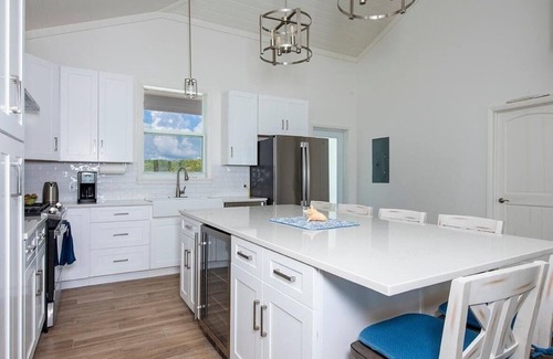 Governor's Harbour House | Lavender Beach House 2 Bedroom Home