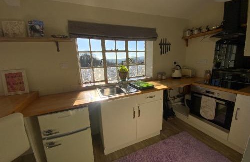 Longhope Ski Chalet | Lavender cottage