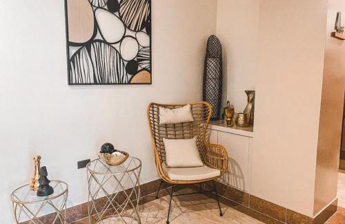 Barangay Poblacion Hotel | LAVERO SUITES