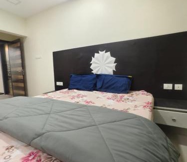 Vadanemelli Hotel | Lavin's villa