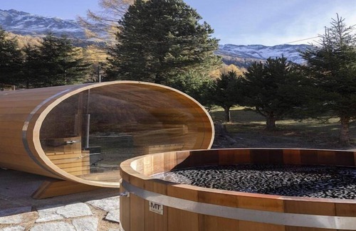 Zinal Apartment | Lavish apartment with sauna