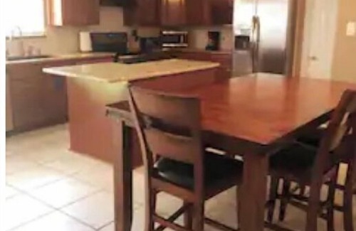 Lakeview  Jefferson County House | Lavish Living at Lynwood