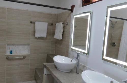 Mamora Bay Apartment | Lavista Antigua