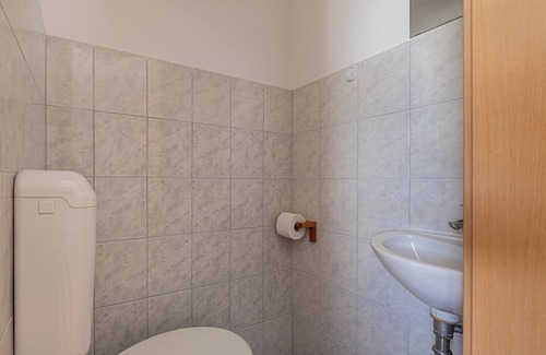 Nova Vas Hotel | Lavrič Hideaway Room 5, Bloke, Slovenia