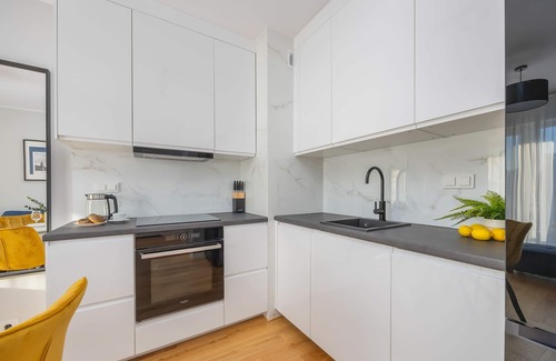 Warsaw Apartment | Lazurowa 15 | Elegant Apartment | Parking
