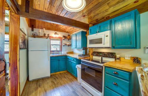 Tuskahoma House | Lazy Bear Cabins 1 at Tuskahoma Near Sardis Lake!