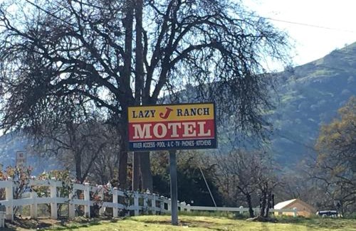 Three Rivers Hotel | Lazy J Ranch Motel