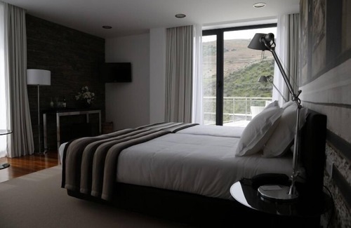 Pinhao Hotel | LBV House Hotel