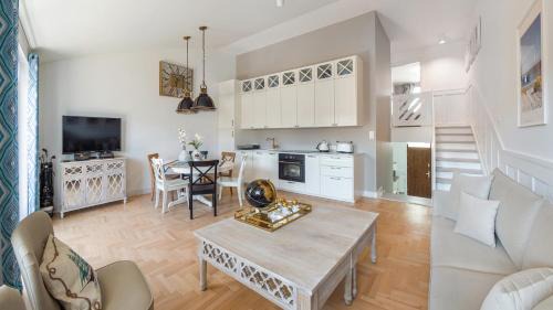 Hel Apartment | Leśna, Sun & Snow