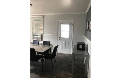 Quartier 4-6 Apartment | Le 163, Grand 5 et demi near downtown and Centre Vidéotron