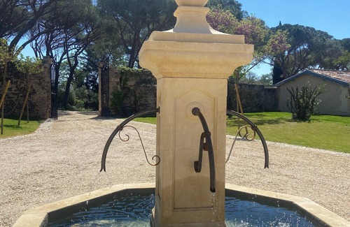 Pezenas Apartment | Le 1789, Gîte Haut de Gamme Pour les Amoureux de Rêverie, Avec Piscine et Sauna