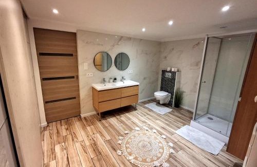 Beziers House | Le 421, Maison d'hôtes Jacuzzi entre amis,familles