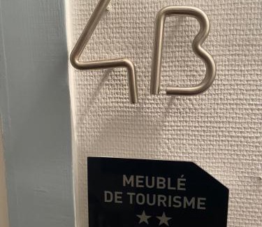 Quartier Vieux Marche-Cathedrale Apartment | le 4B - Le Vintage