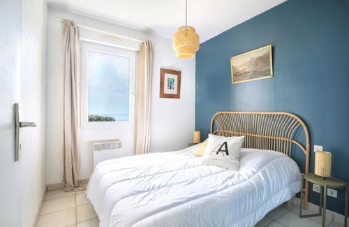 Saint-Jean-de-la-Riviere Apartment | Le balcon de Jersey - face à la mer