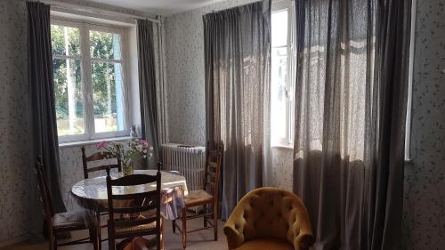 Revin House | Le Balcon sur la Meuse