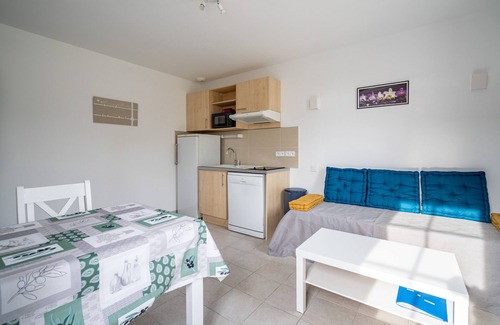 Cabries Apartment | Le Balina - One Bedroom Apartment, Sleeps 4