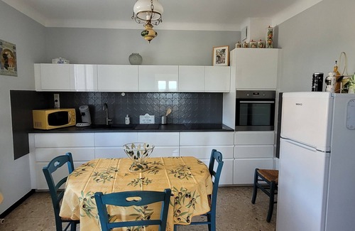 Saint-Pierre-de-Vassols House | Le Belvédère, Dans un Paisible Village Provençal, au Pied du Mont Ventoux