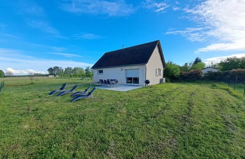 Saint-Romain-sur-Cher House | Le Bonheur est dans le Pré 3* (Happiness is in the Meadow)