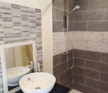 Sainte-Terre Bed & Breakfast | Le chalet du Bord de l'eau