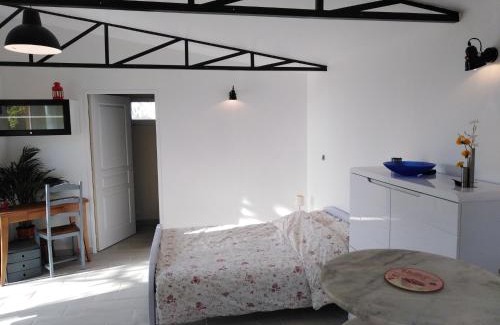 Sainte-Terre Bed & Breakfast | Le chalet du Bord de l'eau