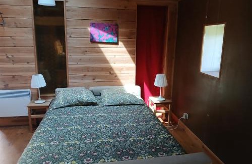 Annonay Bed & Breakfast | Le Chalet du Parc proche du safari parc de Peaugres