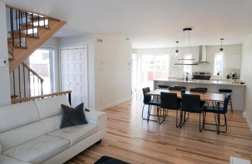 Ste. Foy Villa | Le Citadin - Maison neuve moderne & ensoleillée