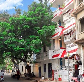 White Town Hotel | Le Clarisse Guest House