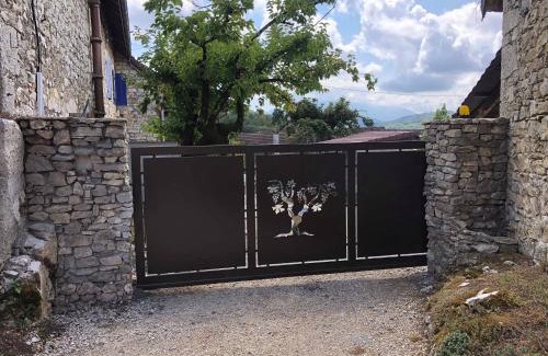 Marignieu Bed & Breakfast | Le Clos Bô-m