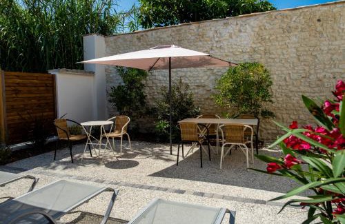 Breuillet House | Le Clos De La Grange Proche Plages