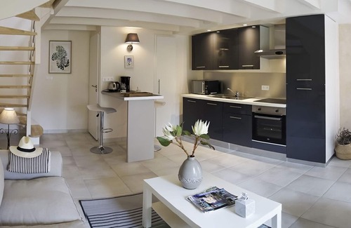 Tesson Cottage | Le clos de Tesson charming cottage Saintes l'Althéa