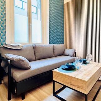Louis Bertrand-Mirabeau-Semard Apartment | Le cocon de Victor
