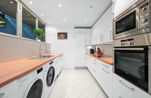 Roquebrune-Cap-Martin Apartment | Le COQ Massolin