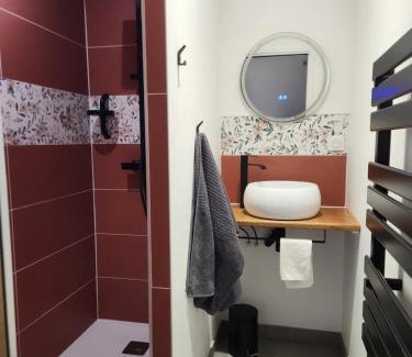Challes Apartment | Le coq'oon de challes