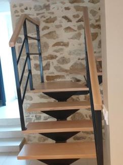 Pleven House | Le Coquelicot