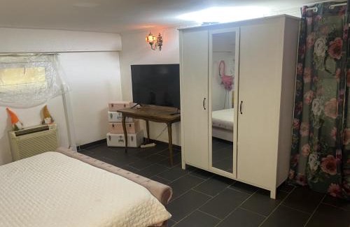 Le Raincy House | LE COSY POUPY