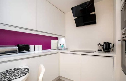 Adamsdown Apartment | Le Cwtch - Beautiful 1 bed apartment