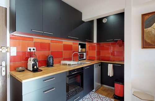 Bourg-l'Eveque Apartment | Le Delicious - appartement 45m² avec terrasse