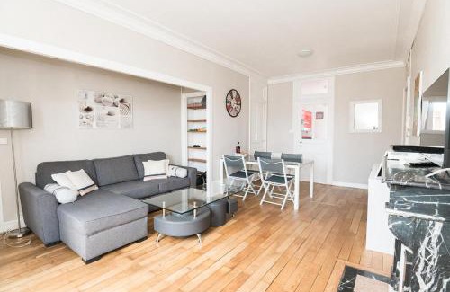 Faubourg North Apartment | Le Devosge