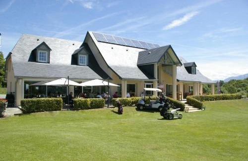 Pouzac Resort | Le Domaine du Golf Country Club de Bigorre