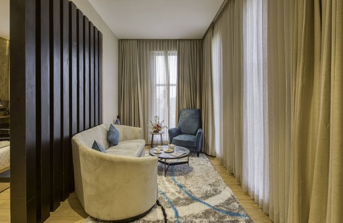 JP Nagar Hotel | Le Foliage by TGI